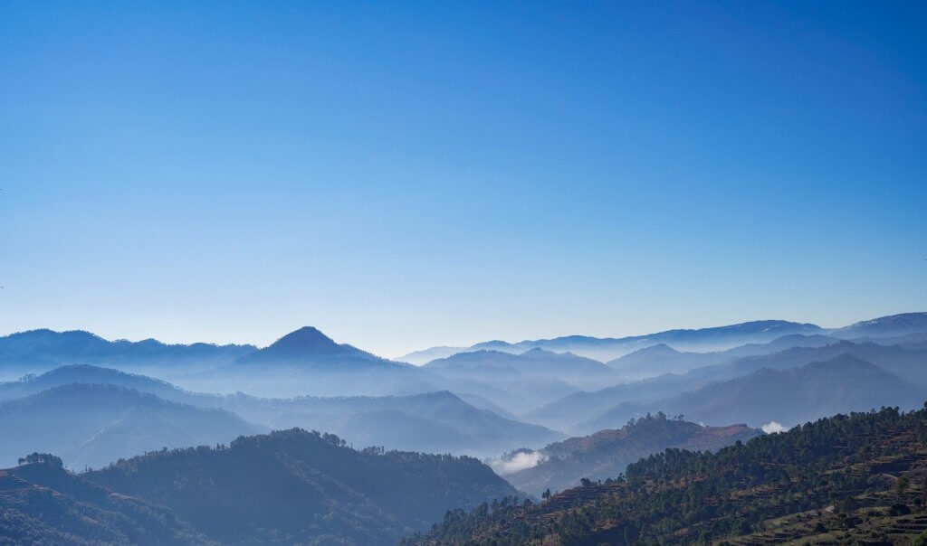 blue mountain range